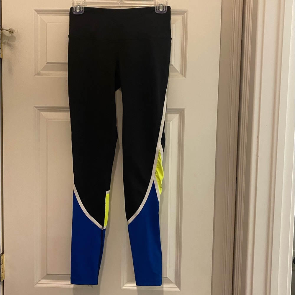 Victoria’s Secret VSX Sport Knockout XS Leggings